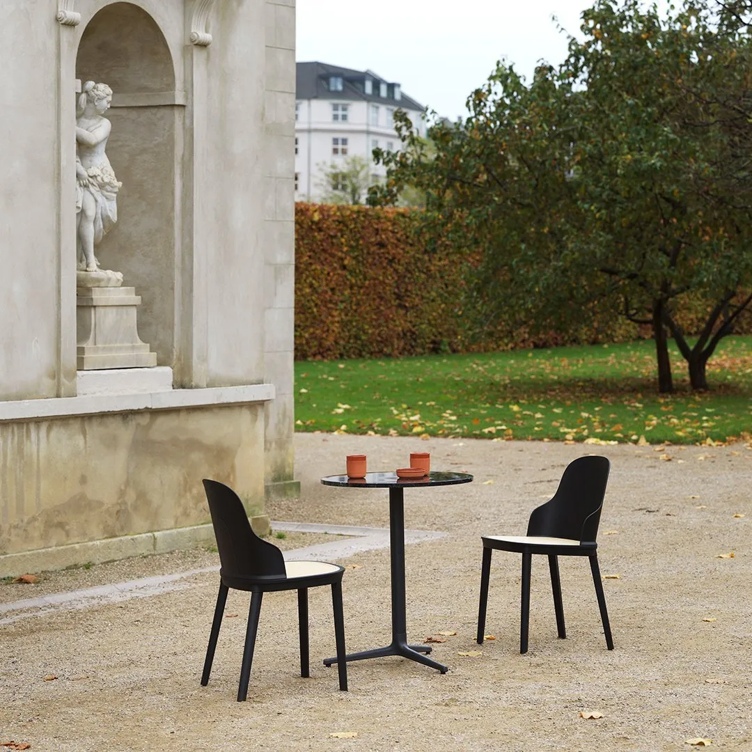 Allez Round Outdoor Cafe Table - 3 Legs