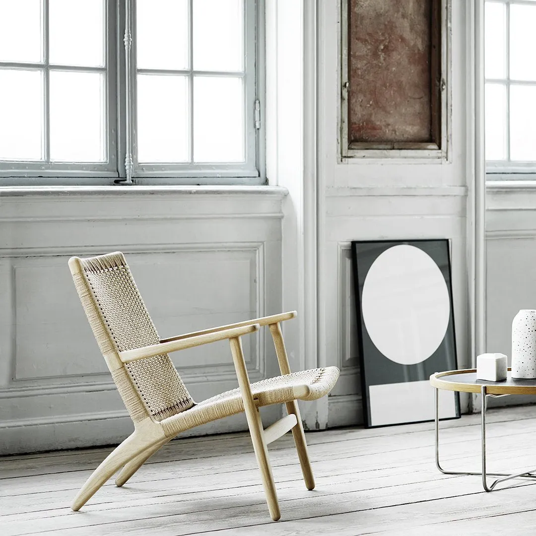 CH25 Easy Chair