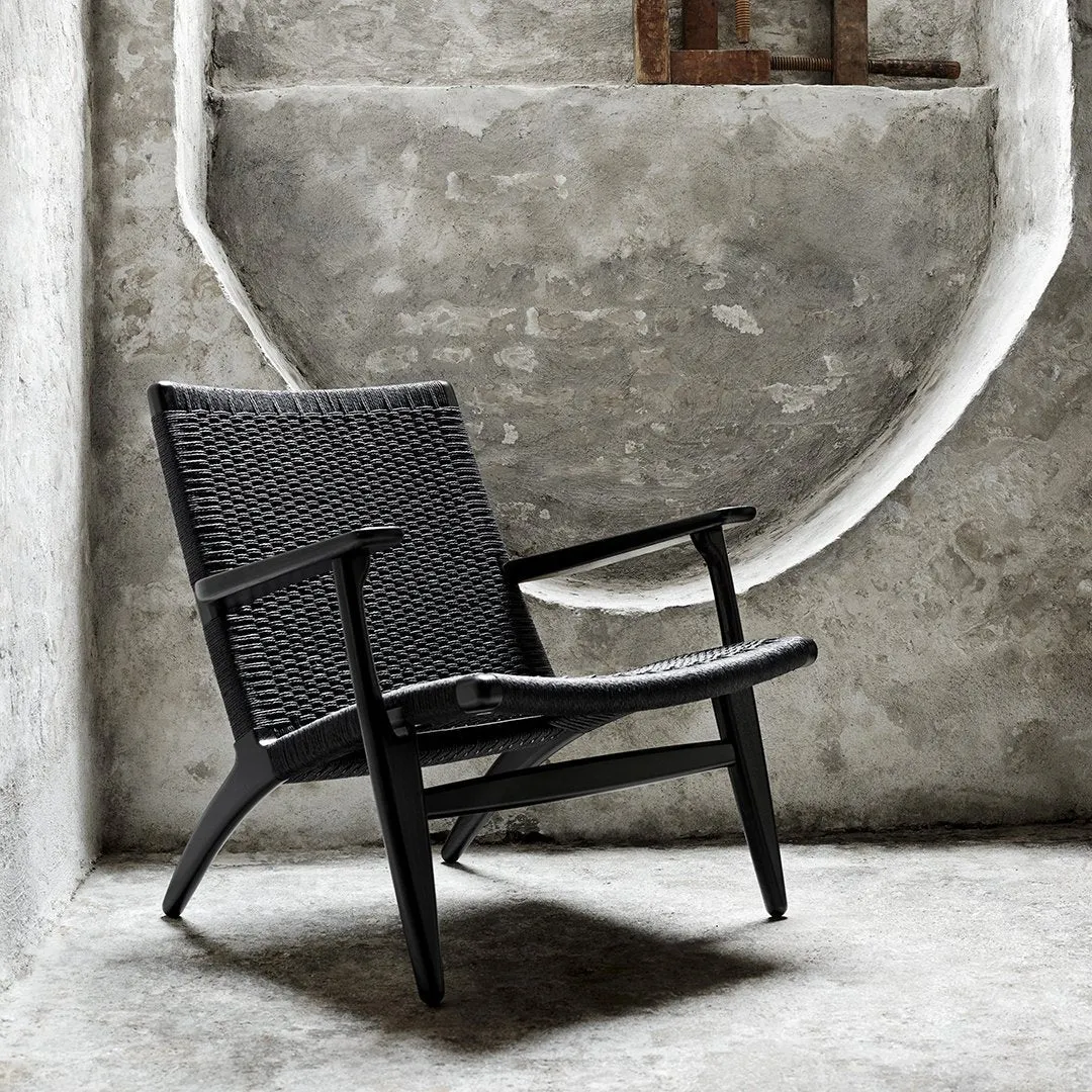 CH25 Easy Chair