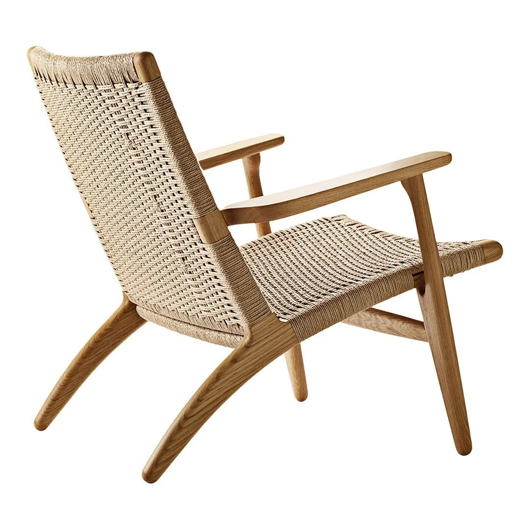 CH25 Easy Chair