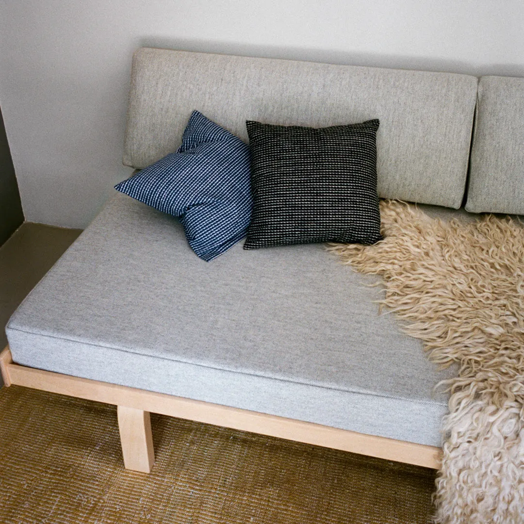Day Bed 710