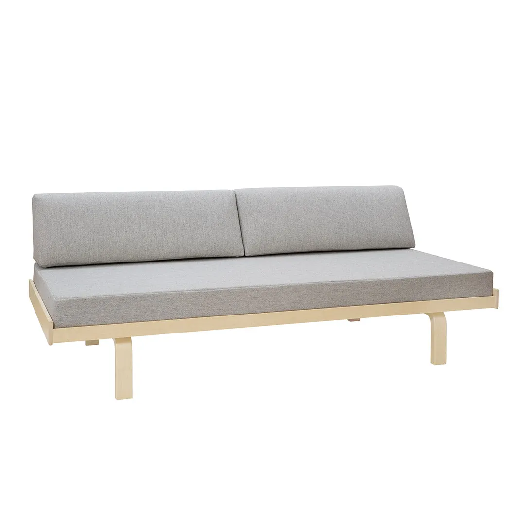 Day Bed 710