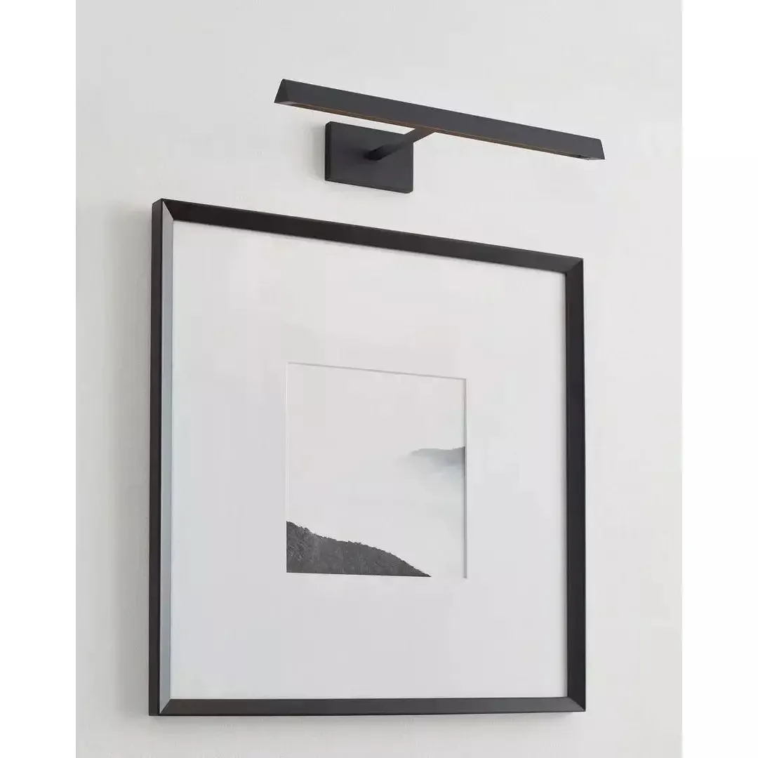 Dessau 18 Picture Light