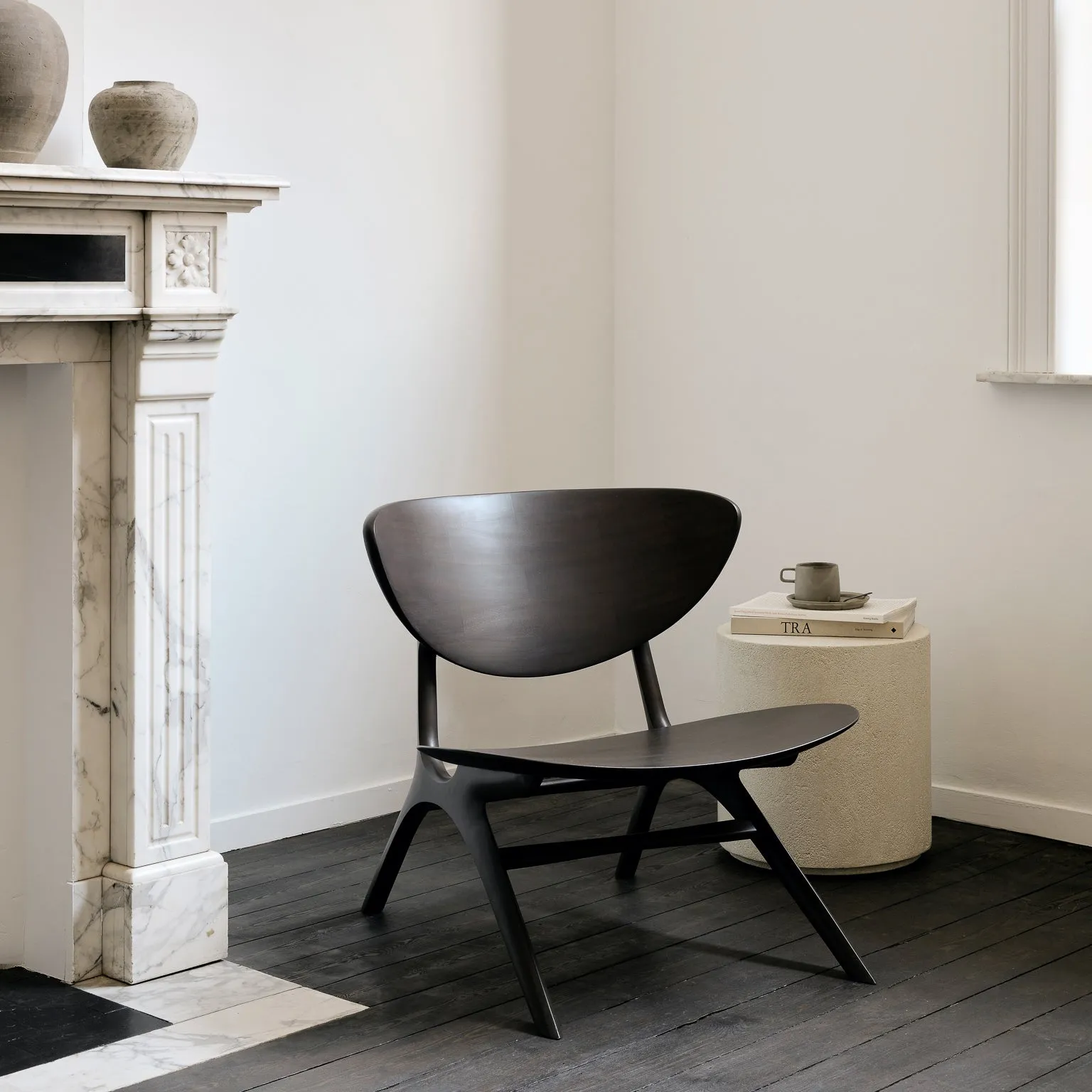 Eye Lounge Chair