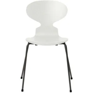 Fritz Hansen Ant™ Chair Dyed Ash White Shell, Warm Graphite Base