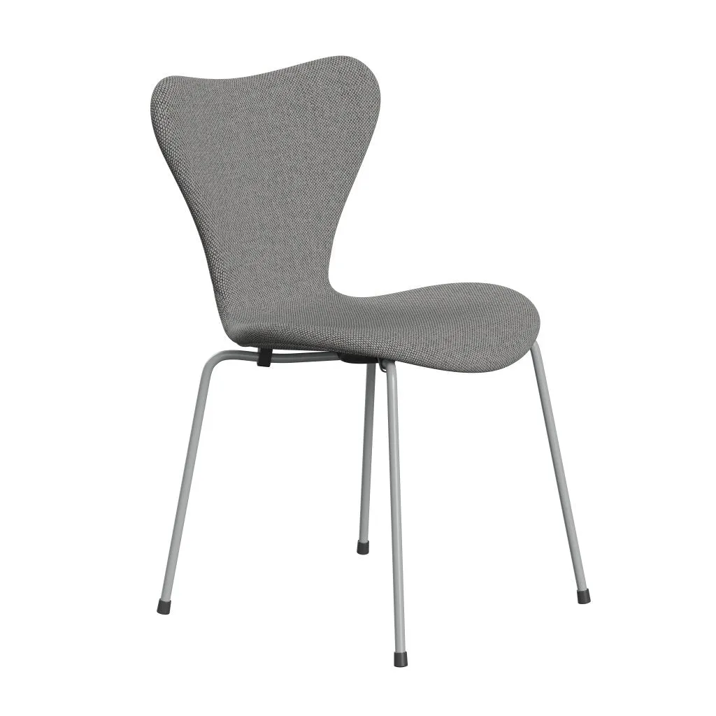 Fritz Hansen Series 7™ Chair Full Upholstery, Nine Grey/Re Wool Wool White/Natural