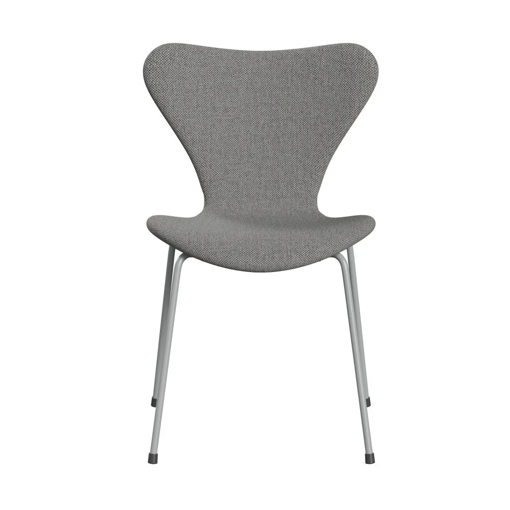 Fritz Hansen Series 7™ Chair Full Upholstery, Nine Grey/Re Wool Wool White/Natural