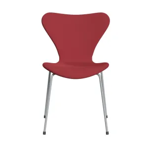 Fritz Hansen Series 7™ Chair Full Upholstery, Silver Grey/Capture Inst Ant™ Red