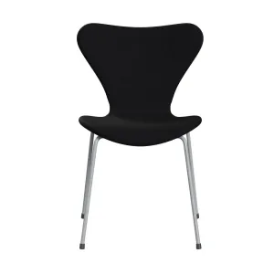 Fritz Hansen Series 7™ Chair Full Upholstery, Silver Grey/Fame Grey (F60051)