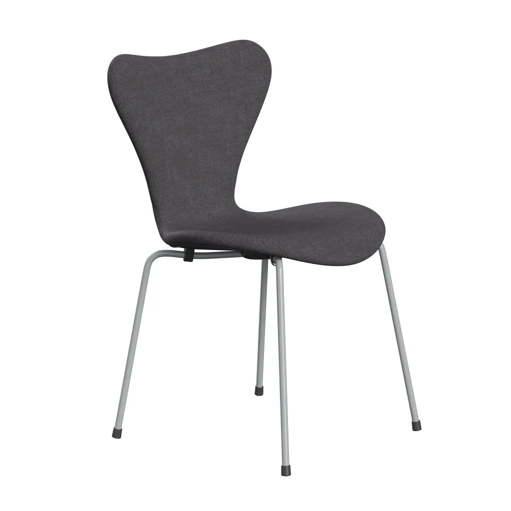 Fritz Hansen Series 7™ Chair Full Upholstery, Silver Grey/Remix Dark Grey (Rem266)