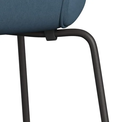 Fritz Hansen Series 7™ Chair Full Upholstery, Warm Graphite/Comfort Grey (C01160)