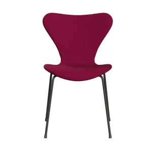 Fritz Hansen Series 7™ Chair Full Upholstery, Warm Graphite/Divina Pink Dark