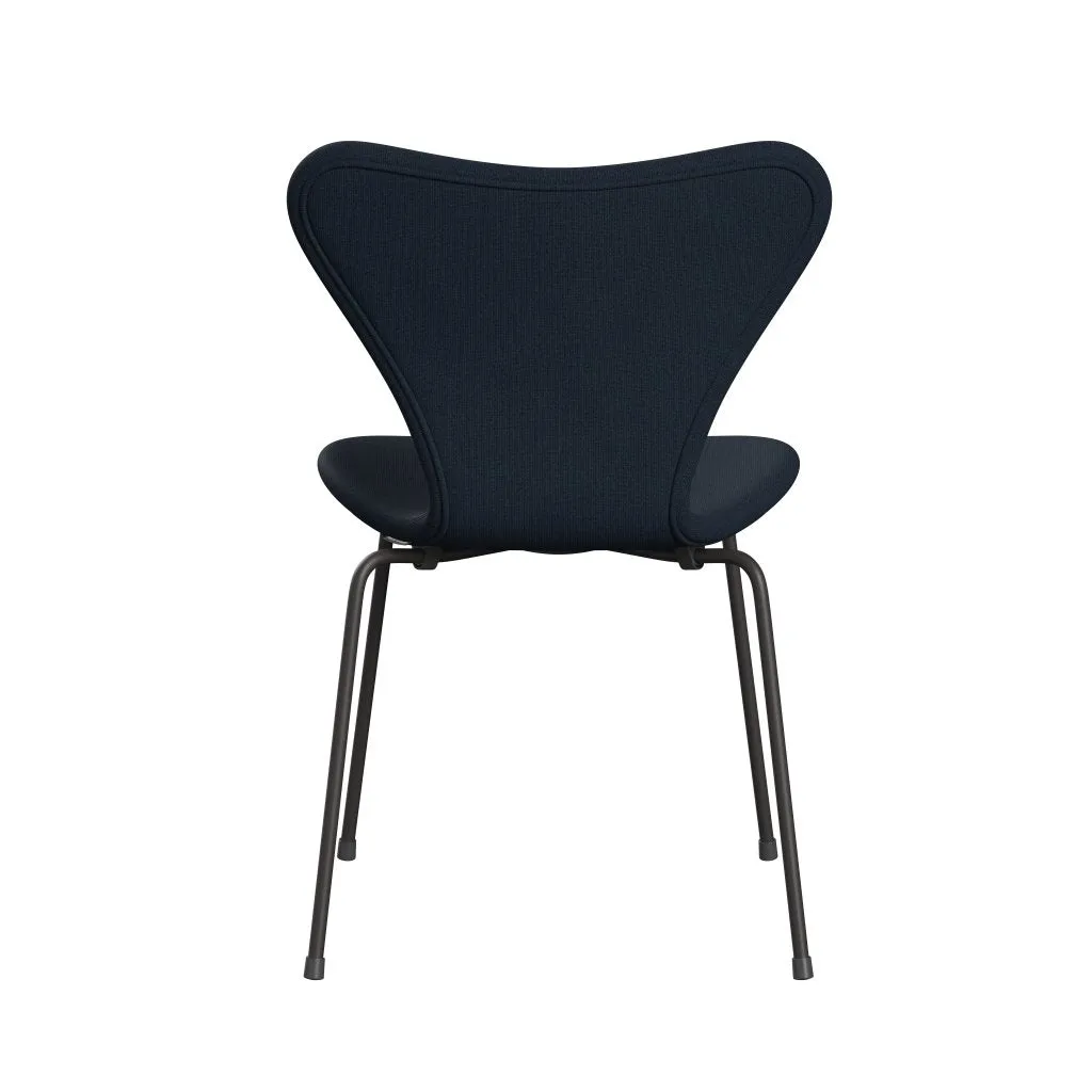 Fritz Hansen Series 7™ Chair Full Upholstery, Warm Graphite/Fame Blue Ant™Hracite