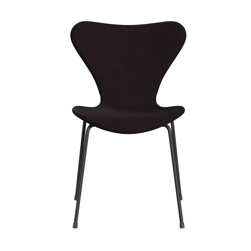 Fritz Hansen Series 7™ Chair Full Upholstery, Warm Graphite/Fame Brown (F61108)
