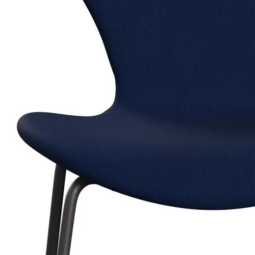 Fritz Hansen Series 7™ Chair Full Upholstery, Warm Graphite/Fame Dark Blue (F66071)