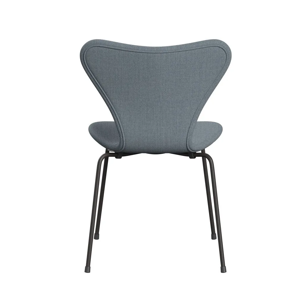 Fritz Hansen Series 7™ Chair Full Upholstery, Warm Graphite/Fiord Blue/Grey