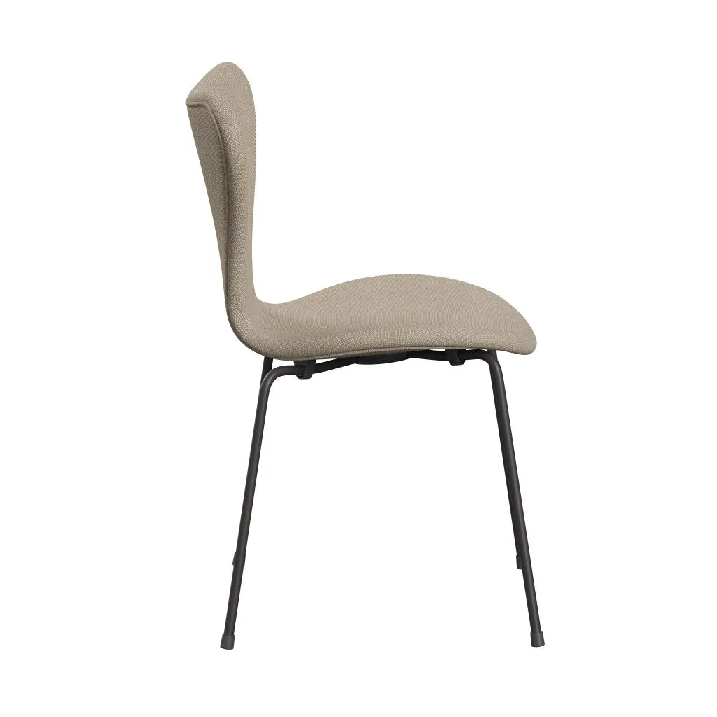 Fritz Hansen Series 7™ Chair Full Upholstery, Warm Graphite/Hallingdal Sand
