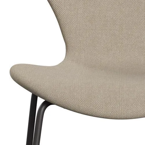 Fritz Hansen Series 7™ Chair Full Upholstery, Warm Graphite/Hallingdal Sand