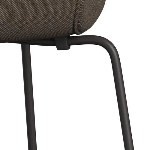 Fritz Hansen Series 7™ Chair Full Upholstery, Warm Graphite/Steelcut Trio Grey/Brown