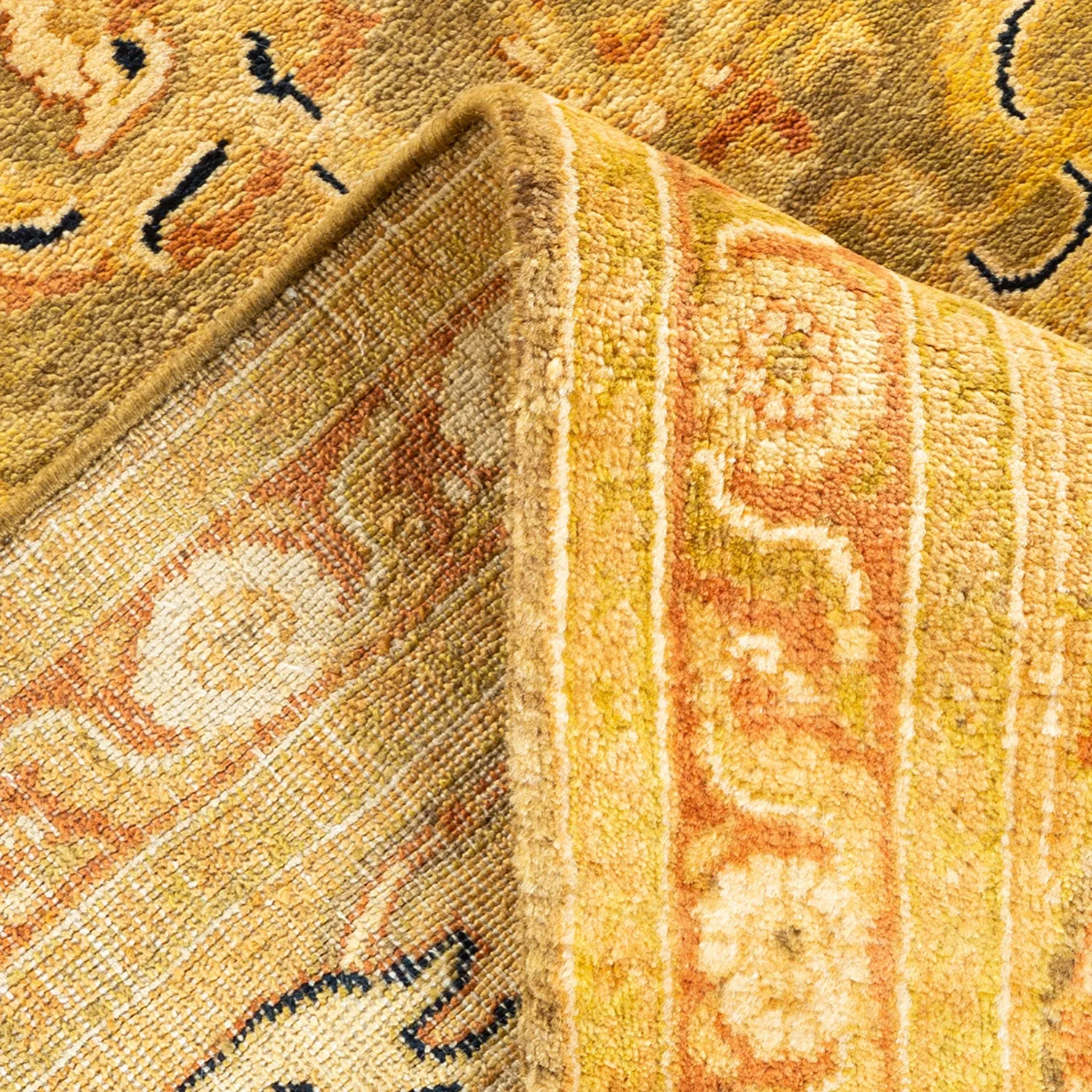Green Traditional Wool Rug - 8' x 10'3"