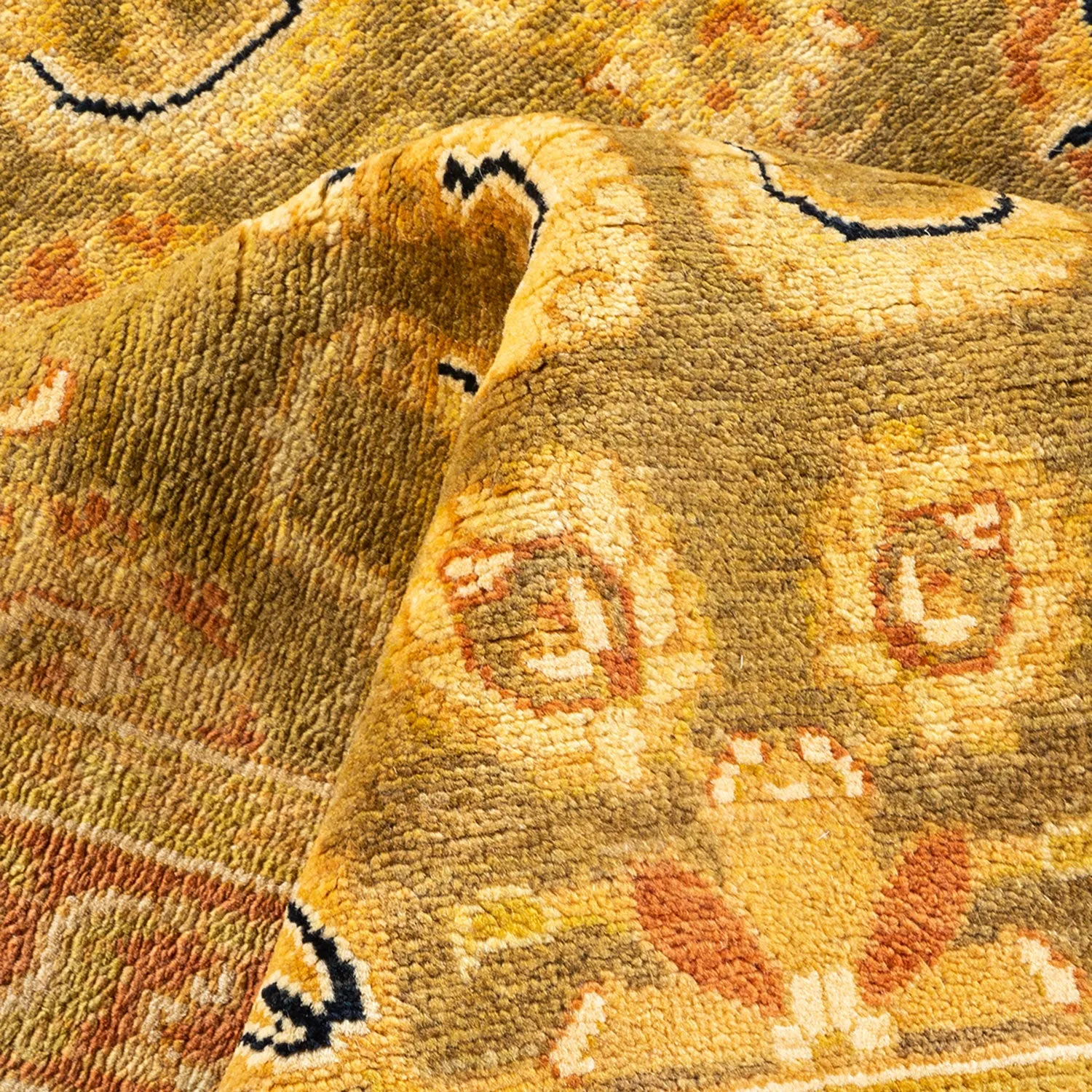 Green Traditional Wool Rug - 8' x 10'3"