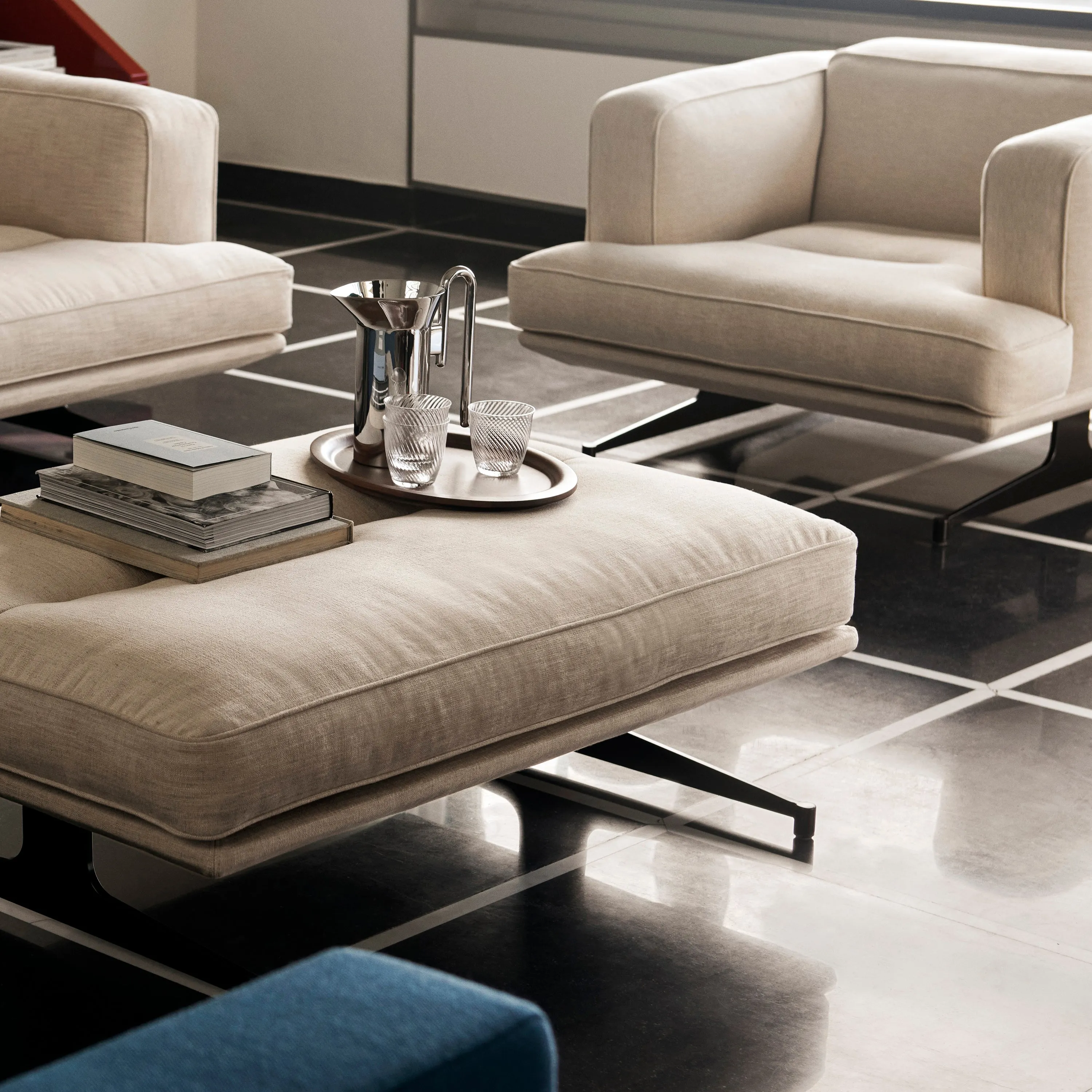 Inland Lounge Chair