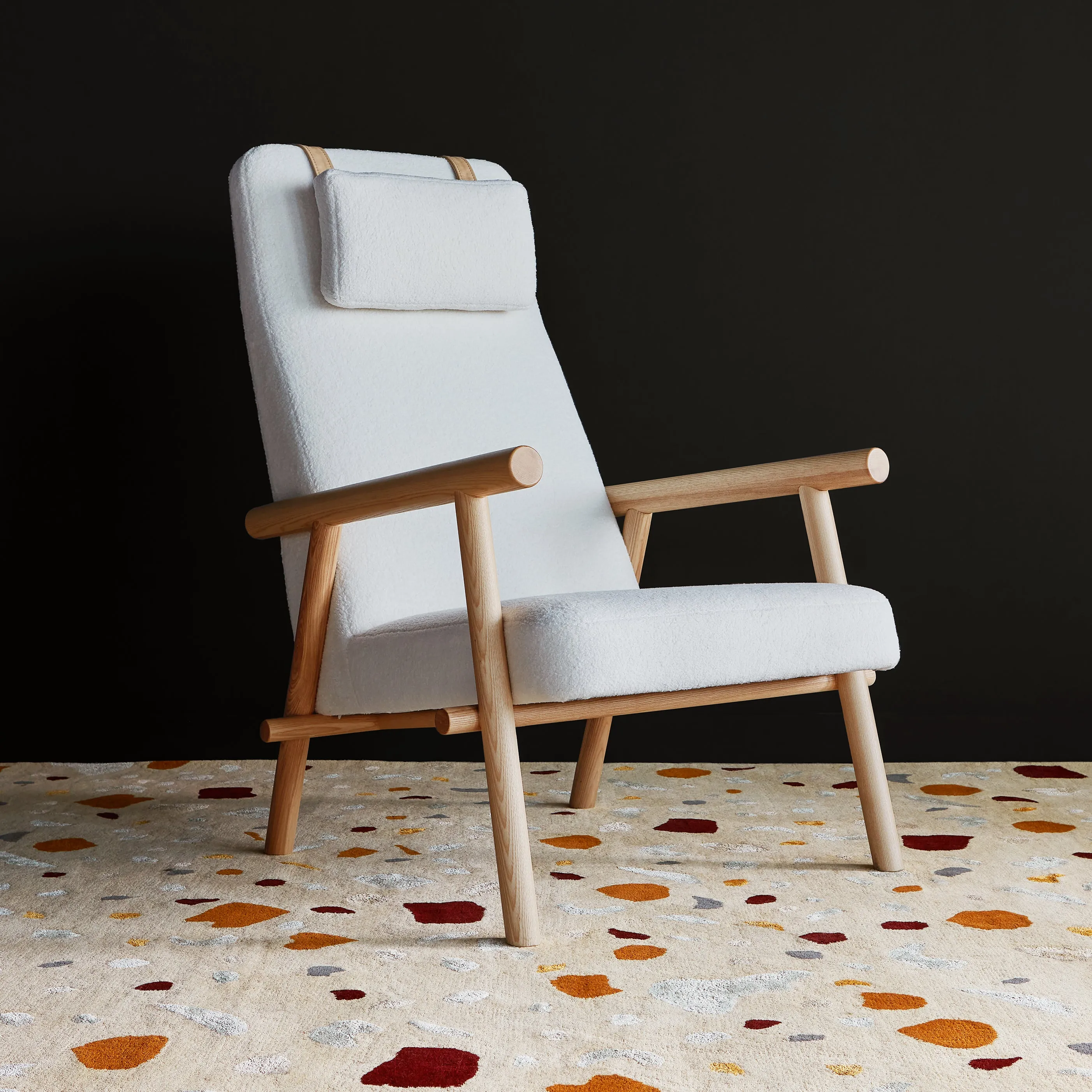 Labrador Lounge Chair