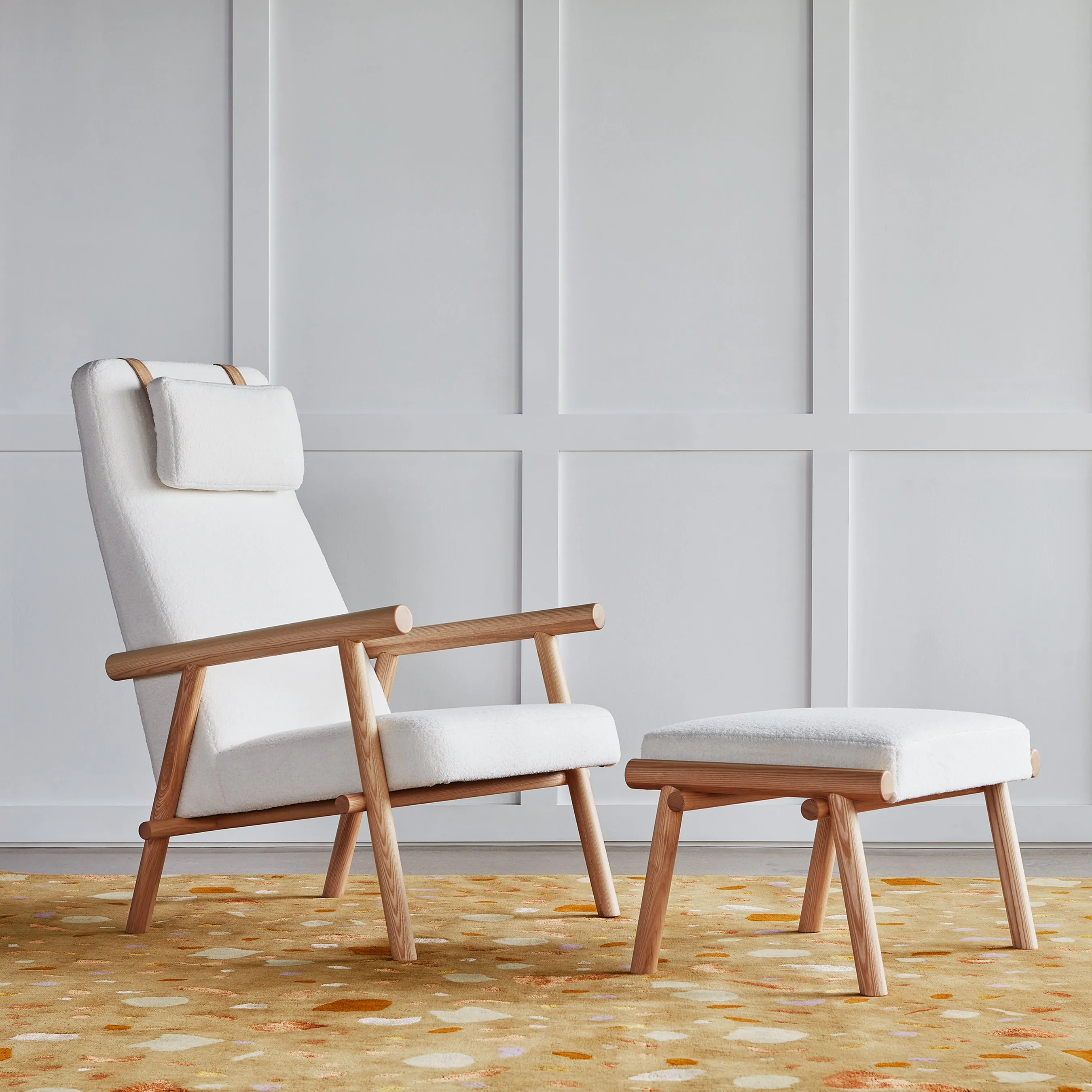 Labrador Lounge Chair