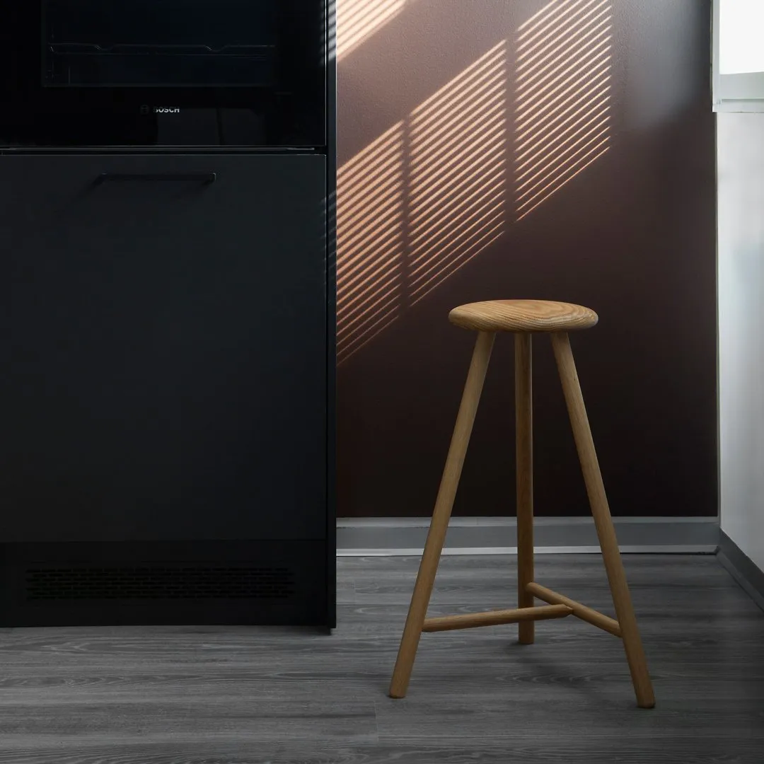 Linea Perch Bar/Counter Stool