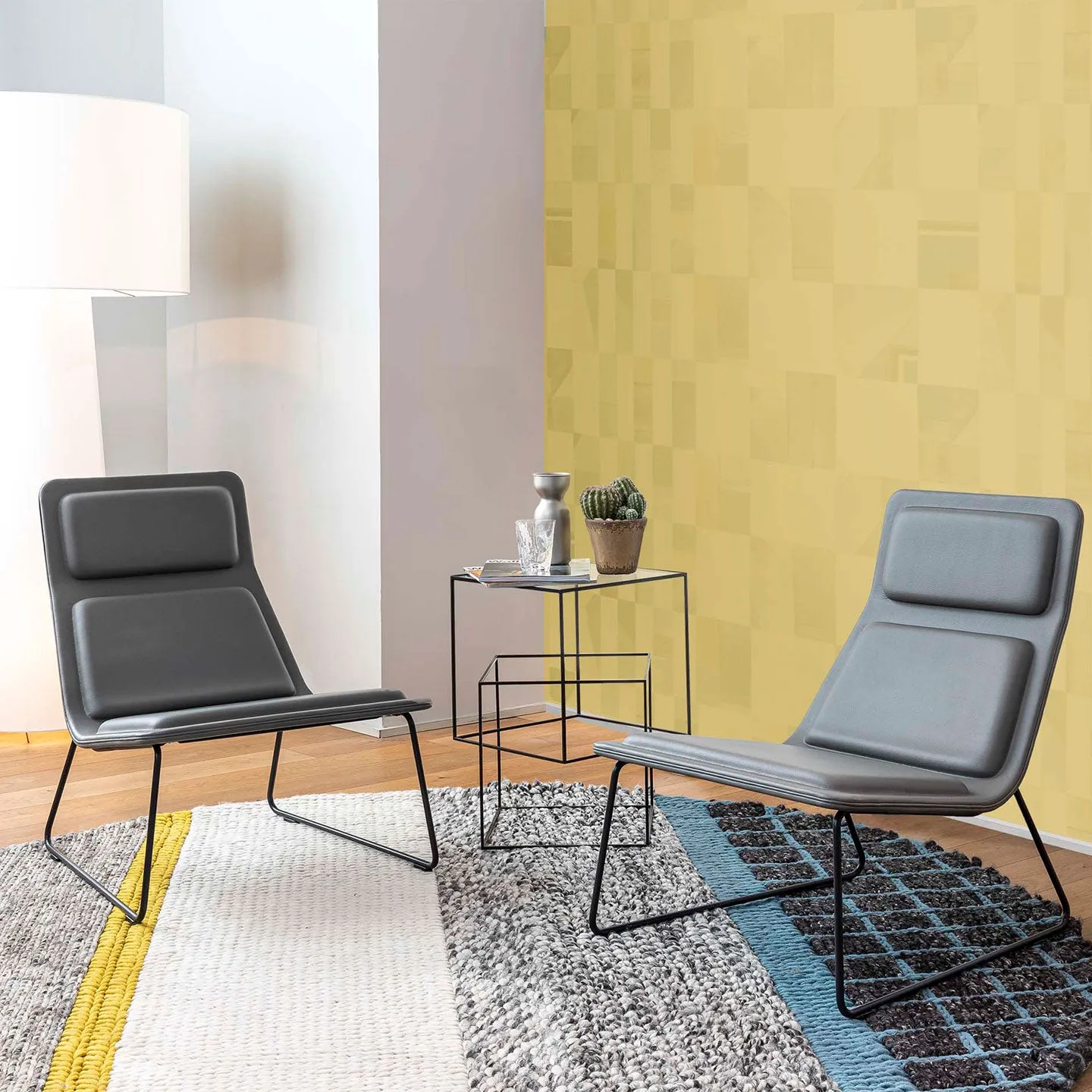 Low Pad Chair