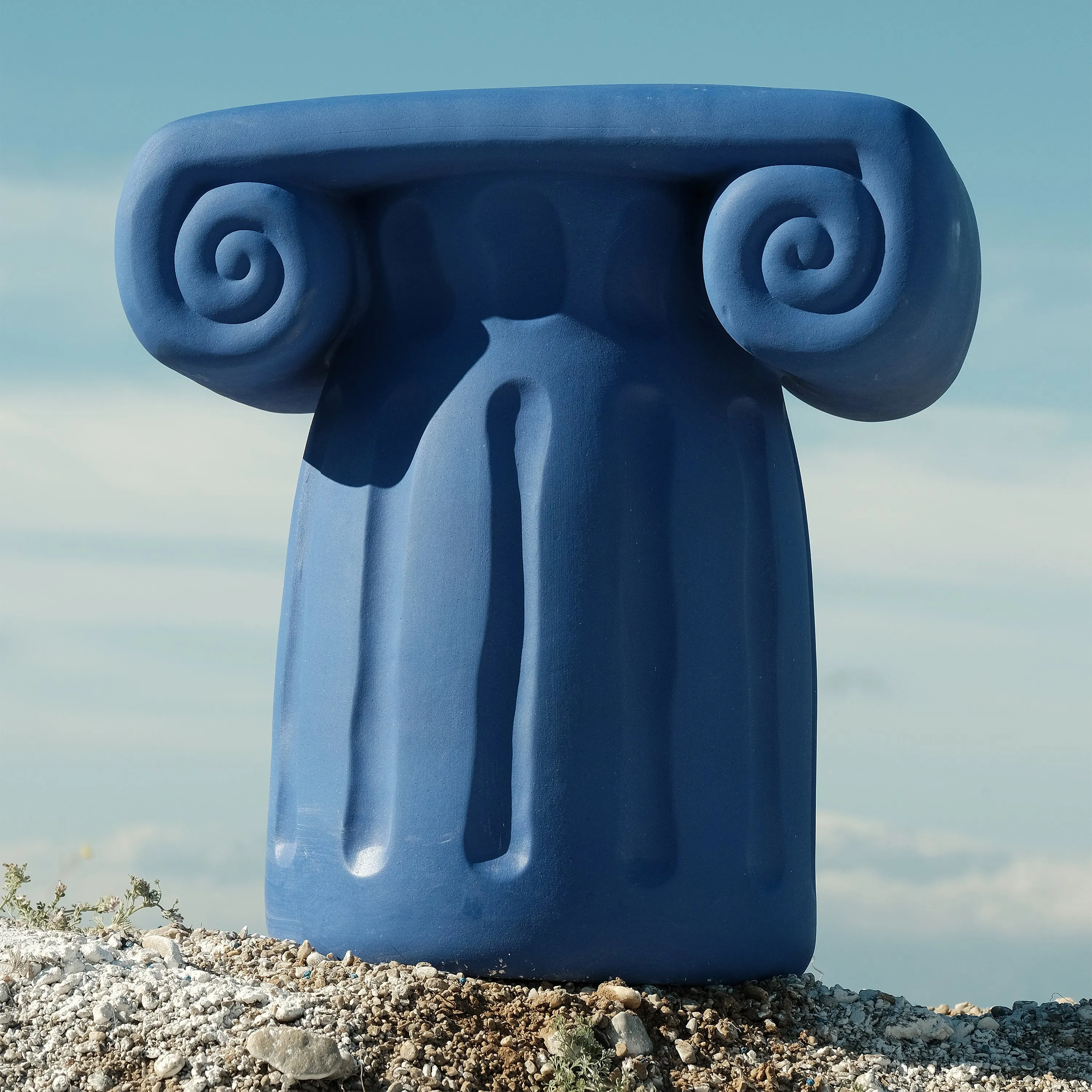 Magna Graecia Capitello Side Table