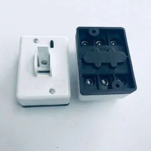 Ozlec Mains Switch 3 Pole 80A