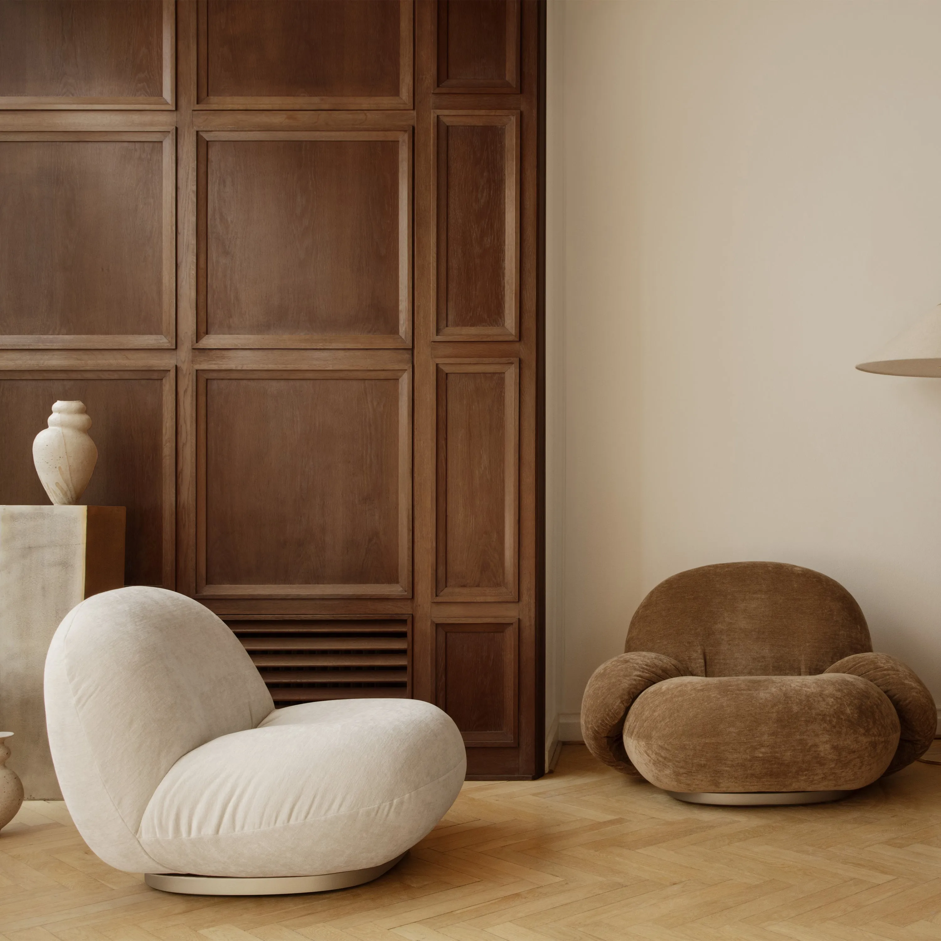 Pacha Lounge Chair With Armrest