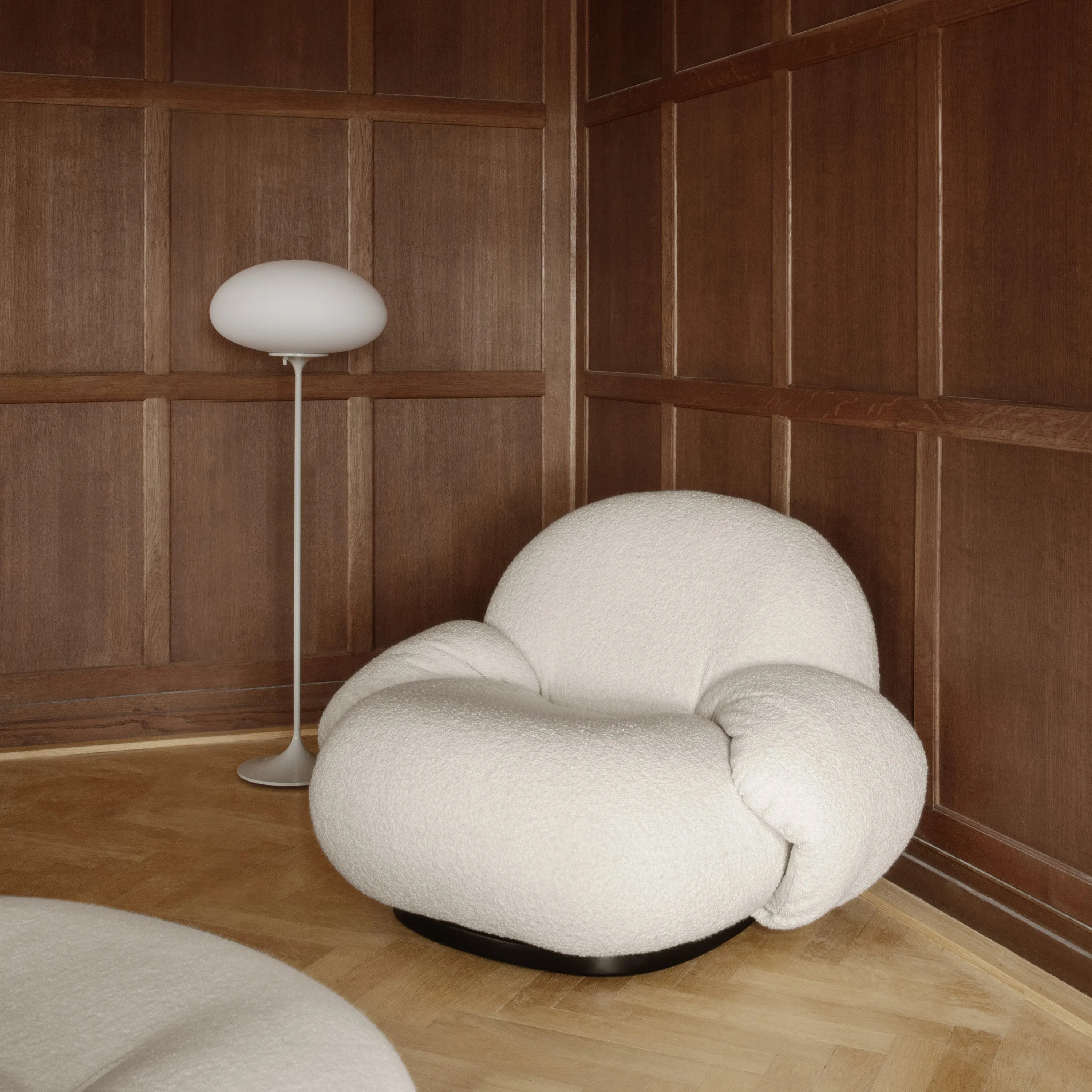 Pacha Lounge Chair With Armrest