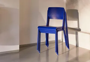 Petit Standard Chair