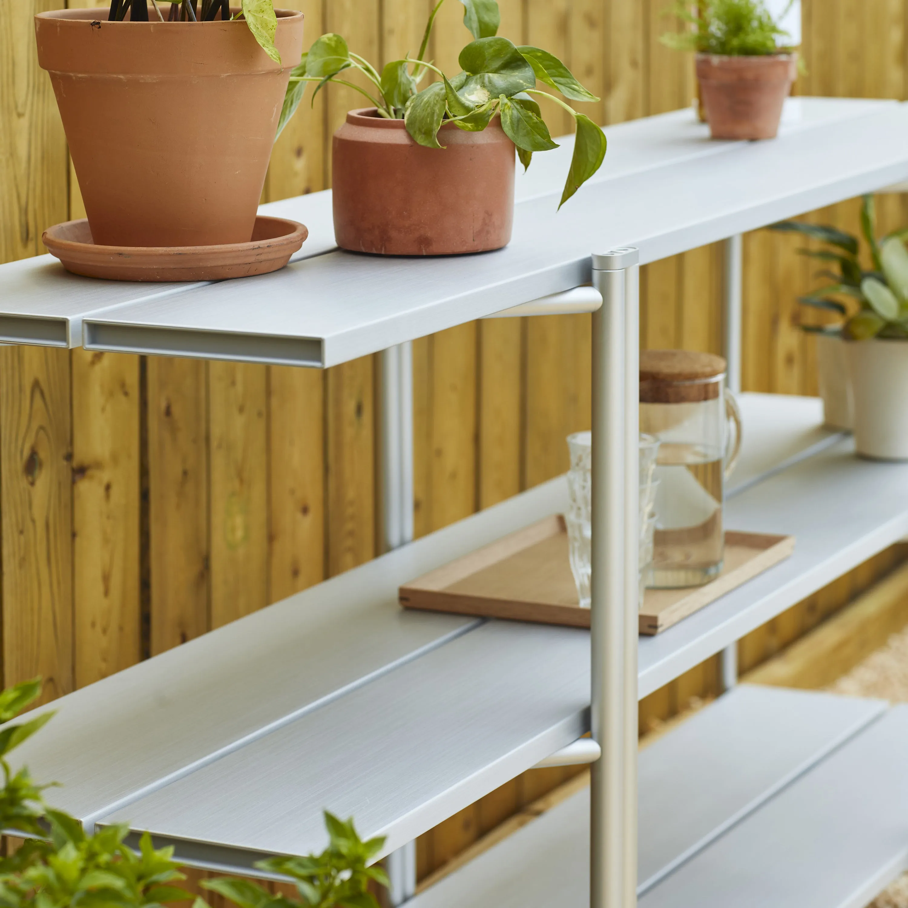 Run Shelf