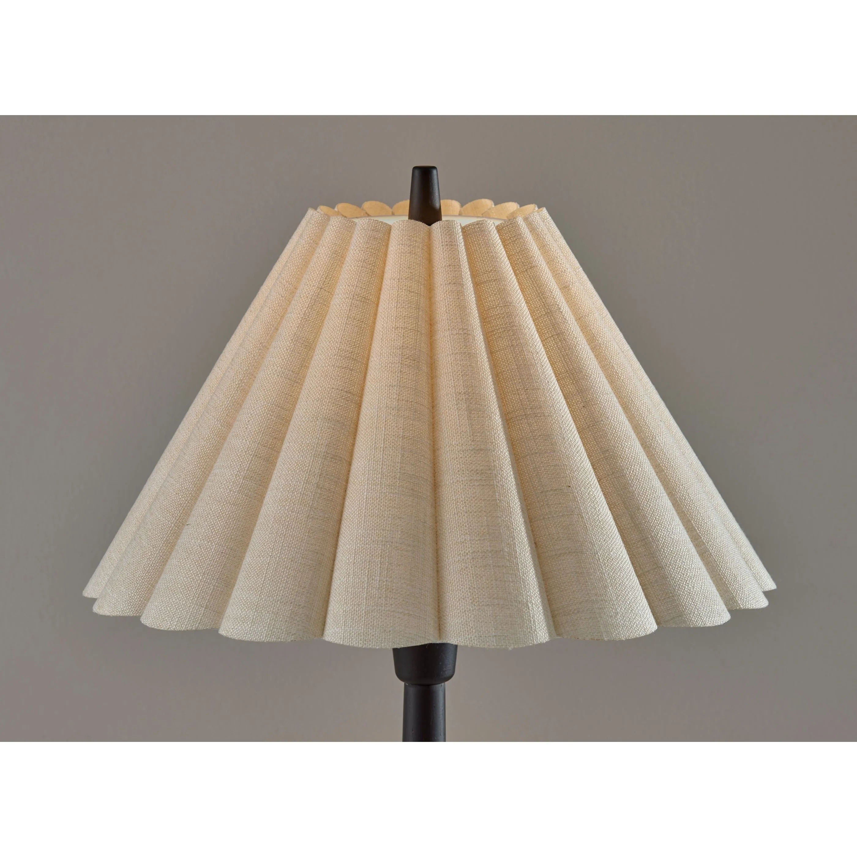 Scallop Table Lamp
