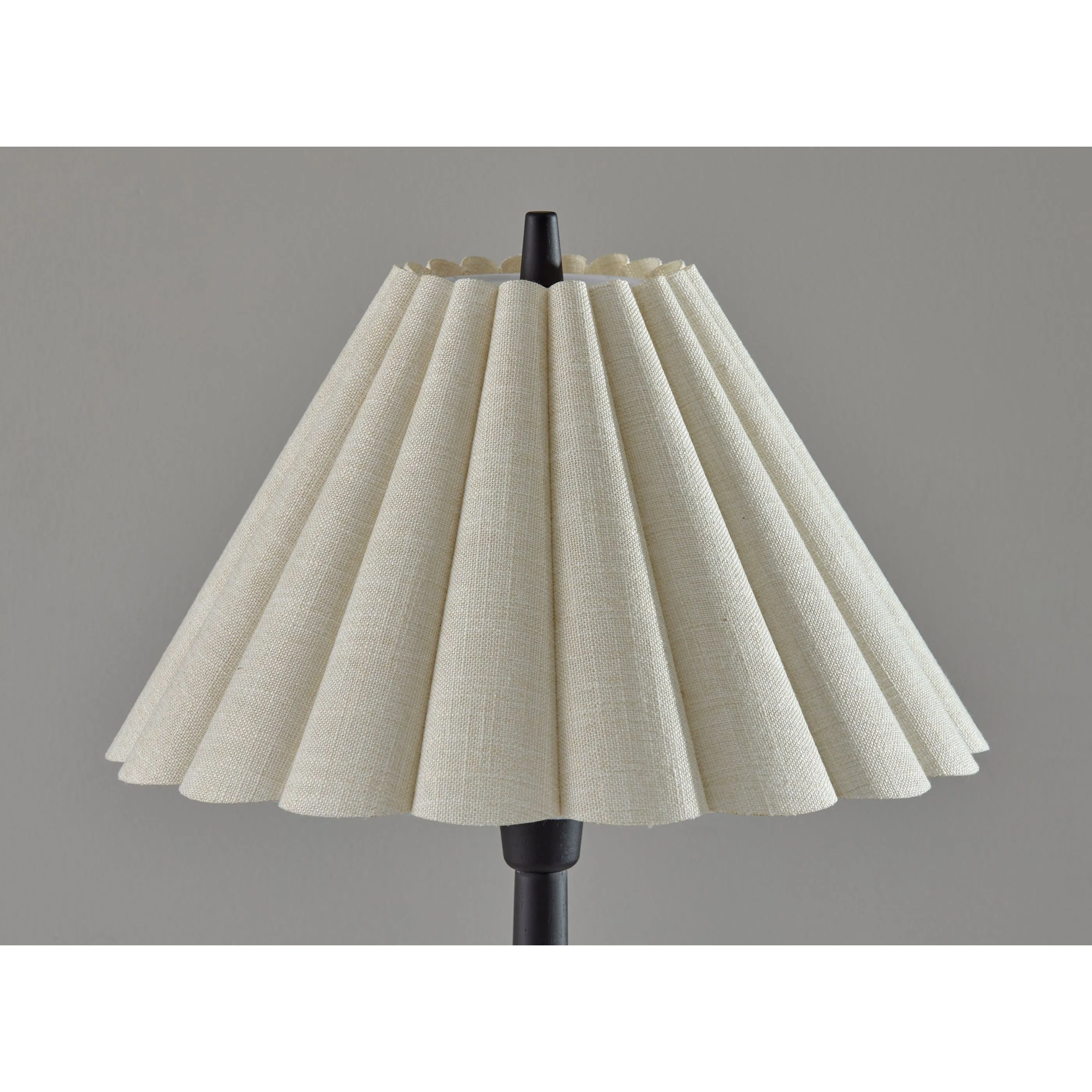 Scallop Table Lamp