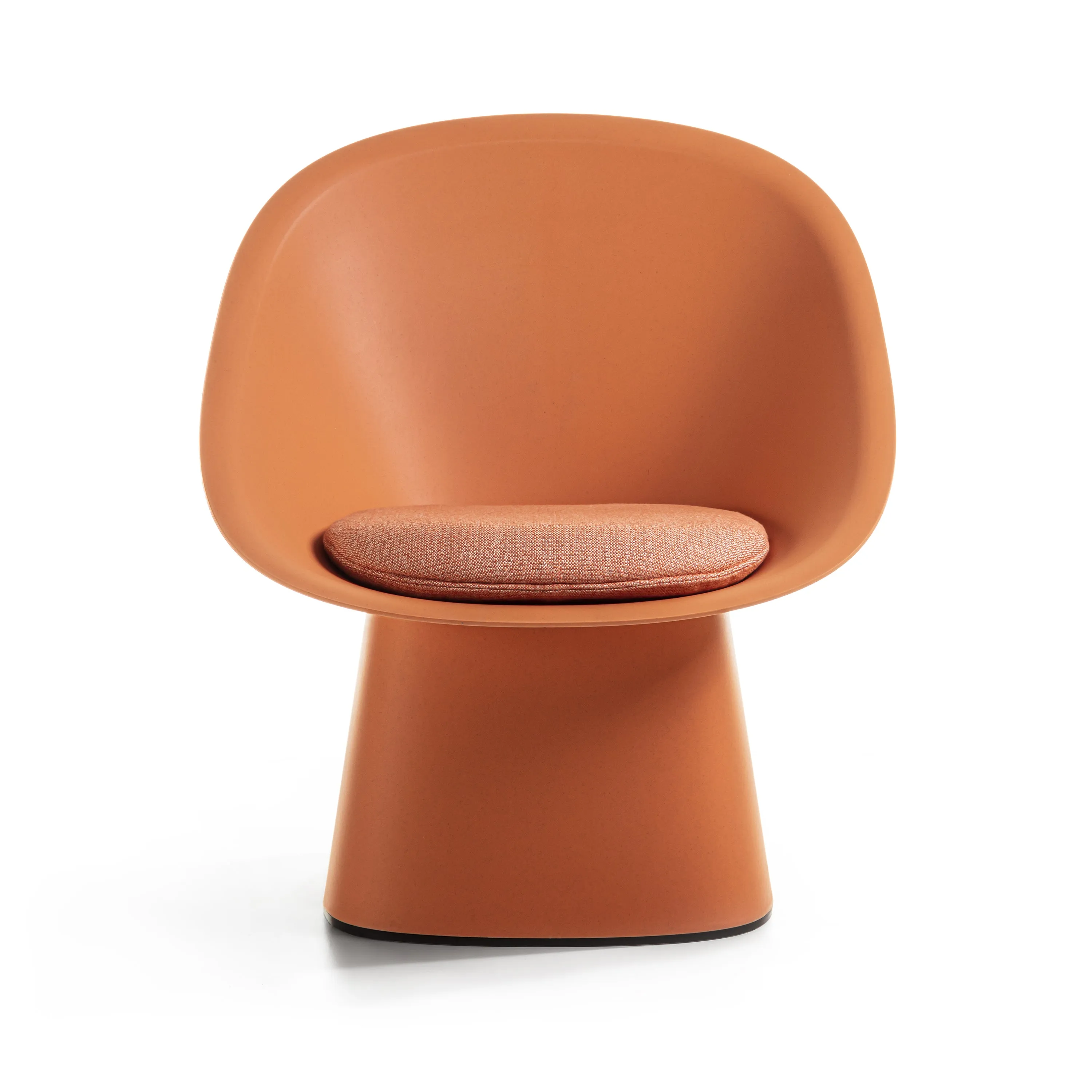 Sensu Indoor/Outdoor Lounge Chair