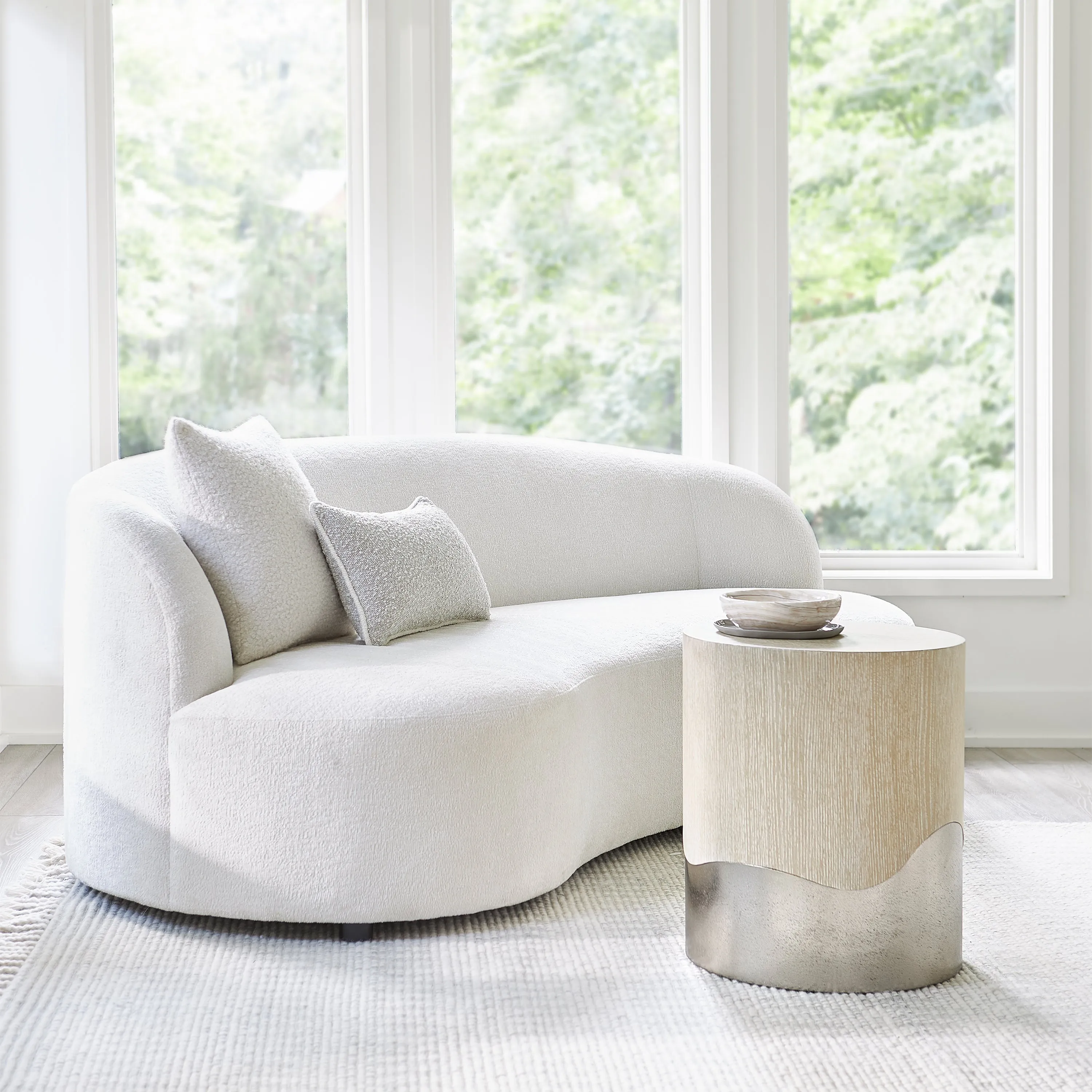 Solaria 113 Accent Table