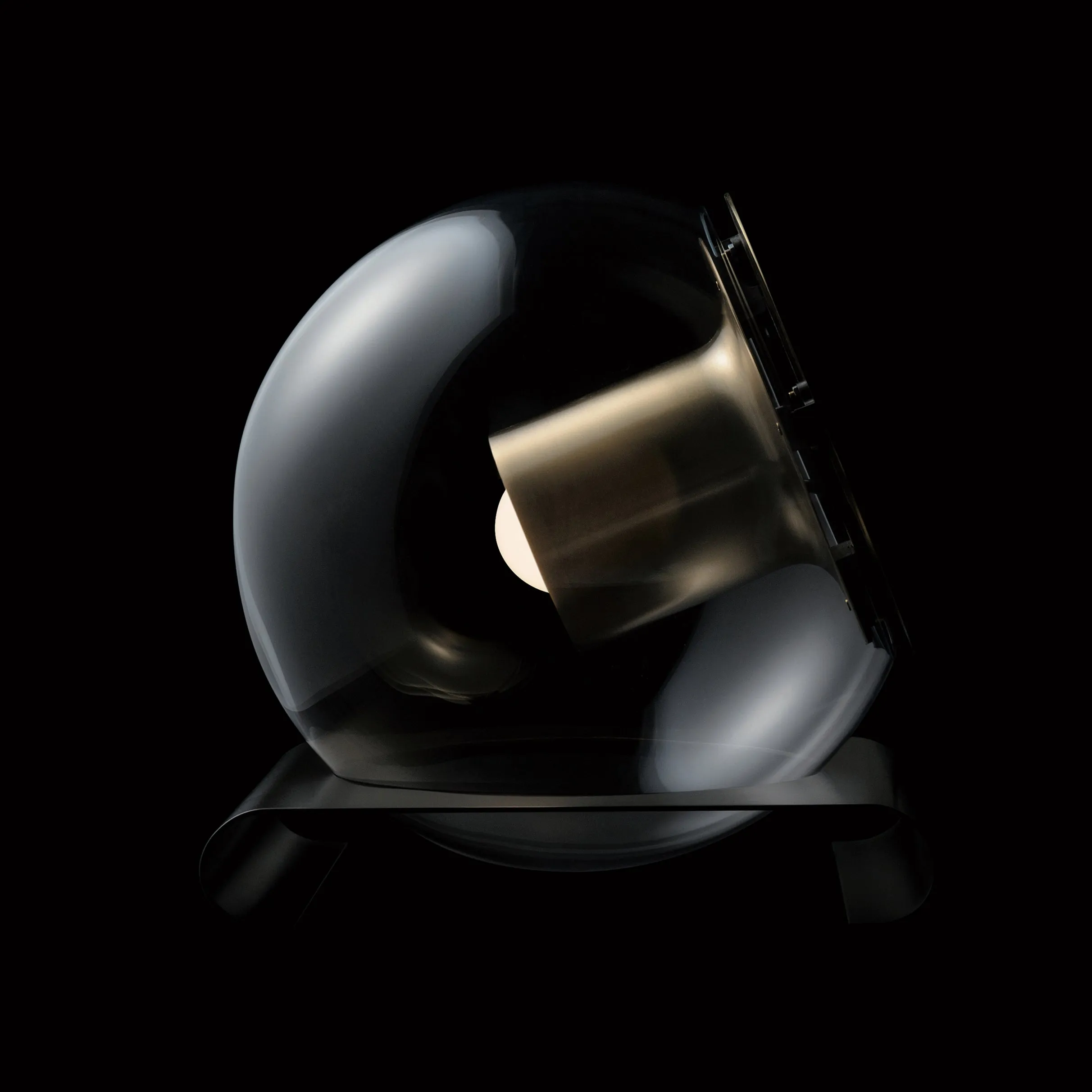 The Globe Table Lamp