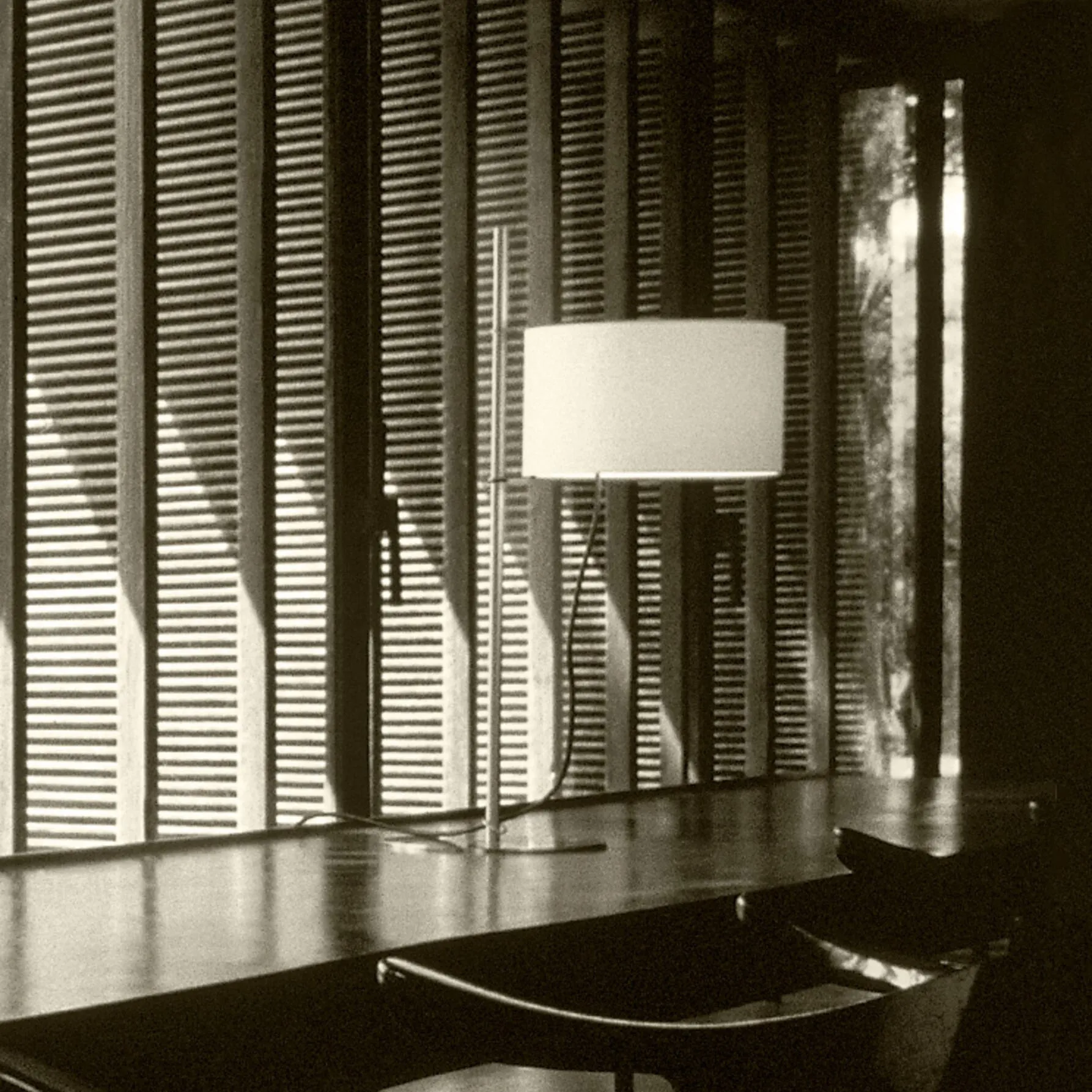 TMD Table Lamp