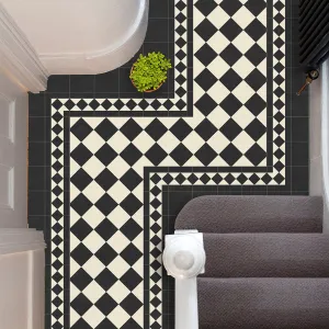 Victorian Black And White Pattern Corner Tile - Sold by Sheet