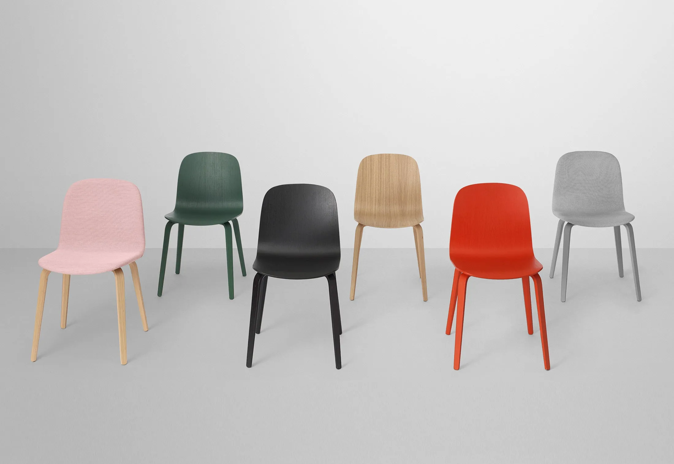 Visu Chair, Wood Base, Red/Red
