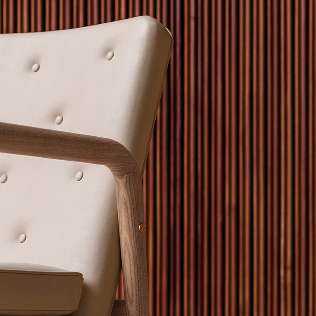 VLA76 Foyer Lounge Chair