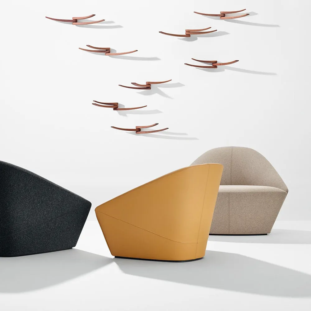 Wing Wall Coat Hanger
